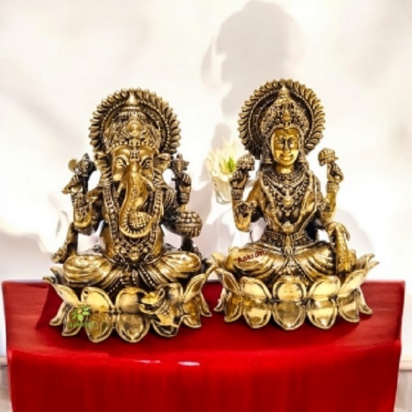 Aakrati Brass Laxmi Ganesha Statue Spiritual Decorative Statue for Blessings & Good Fortune