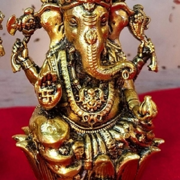 Aakrati Brass Ganesha Idol Elegant Brass Ganesha Showpiece