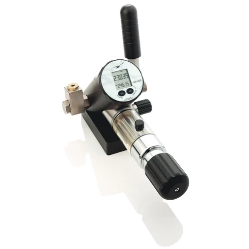 Hydraulic Pressure Calibrator For Calibration - Color: Black