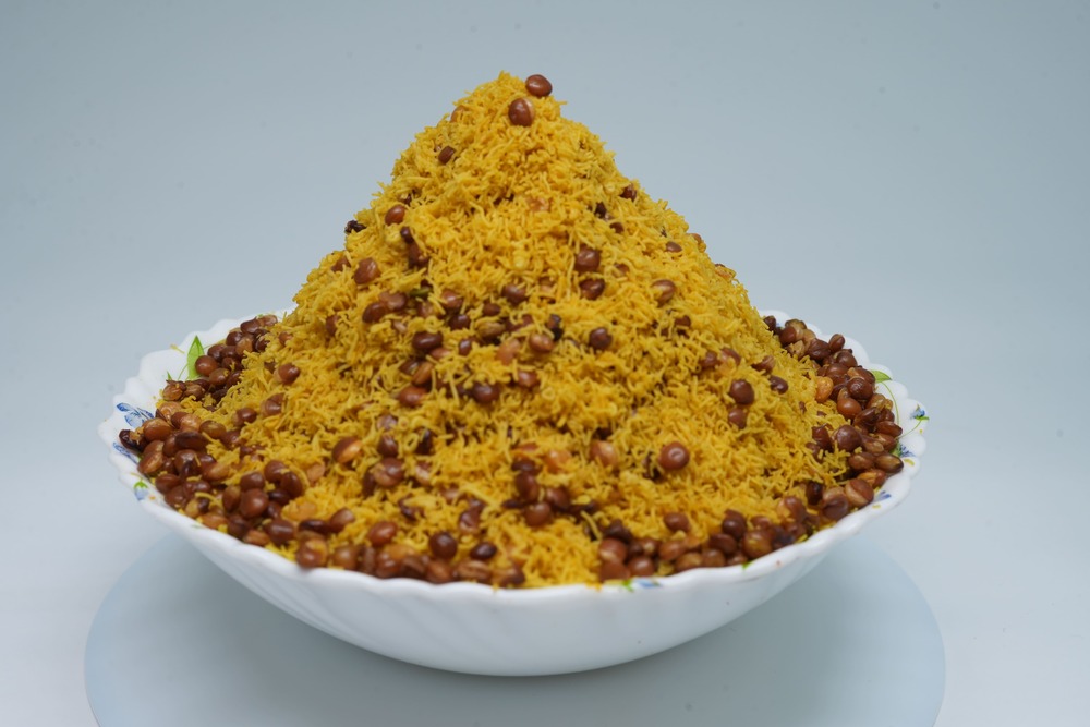 Dalmuth Namkeen