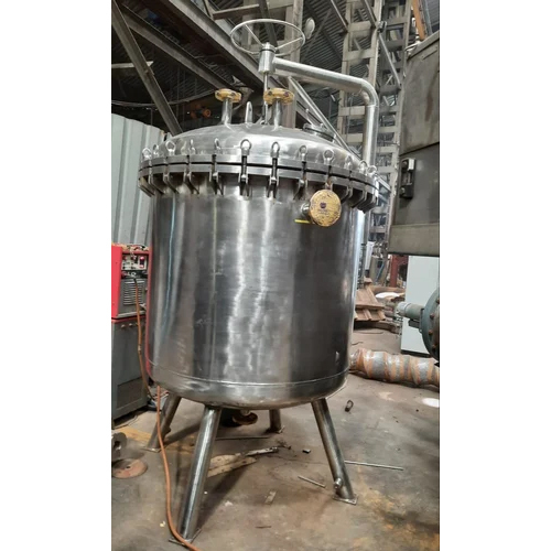 500L Stainless Steel Pressure Filter - Color: Silver