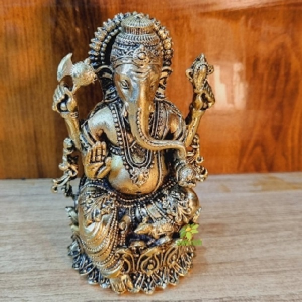 Aakrati Brass Ganesha Idol Perfect Gift for Festivals & Spiritual Well-being