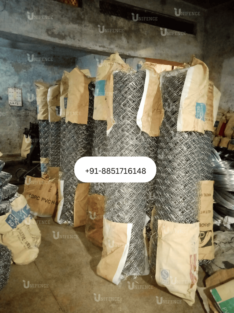 Galvanized Iron Chain Link Fence System - Metal, 4 Ft To 10 Ft Height, Silver Color, Wire Range 2.5-4 Mm, Square Hole Shape, Enhanced Security With Barbed Wire