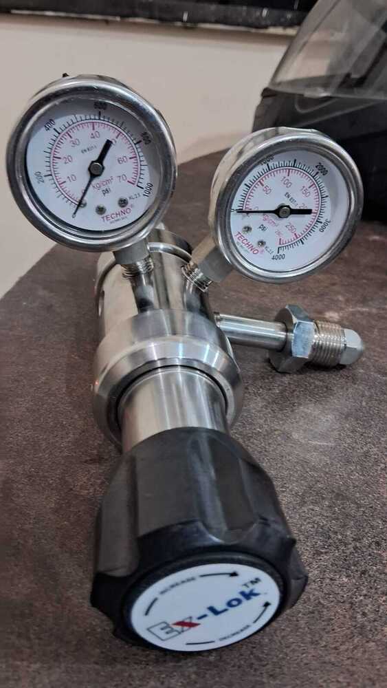 Double Stage Regulator- Cylinder Regulator - Application: Gas Handling Systems