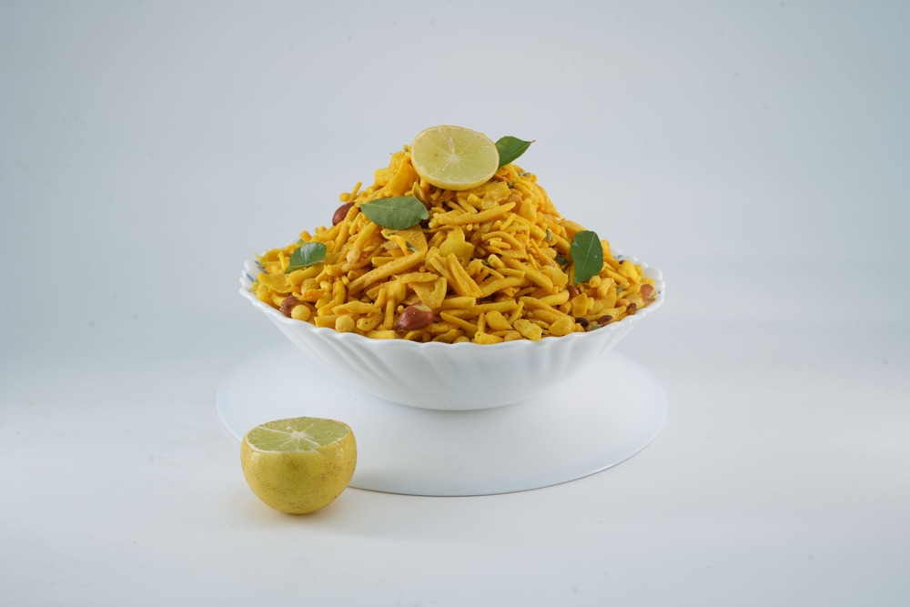 Khatta Mittha Chevda Namkeen - Feature: High Quality
