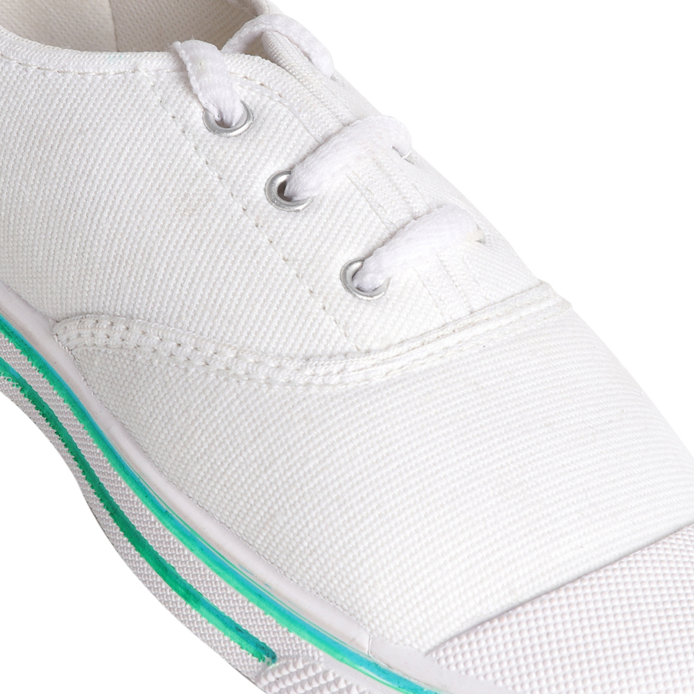 Tennis Sports Shoes - Color: White