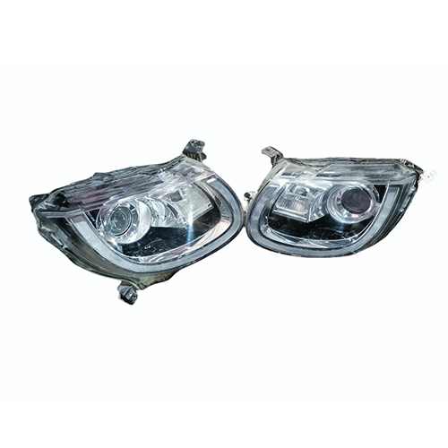 Ignis Projector Headlight - Body Material: Abs