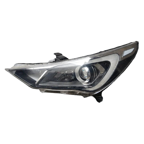 Hyundai Verna Sx Projector Headlight - Body Material: Abs