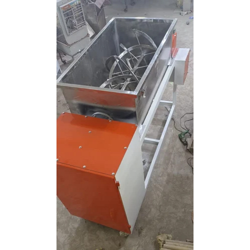 Feed Mixer Machine