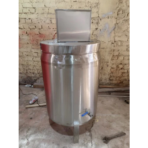 Liquid Mixing Tank - Automatic Grade: Semi-Automatic