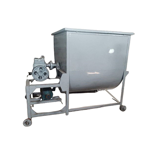 500Kg Cattle Feed Mixer Machine - Capacity: 500 Kg/Hr