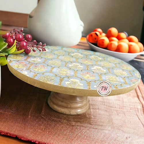 Wooden Cake Stand - Automatic Grade: Manual