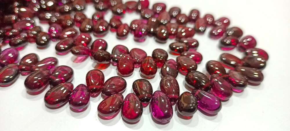 Natural Rhodonite Garnet beads