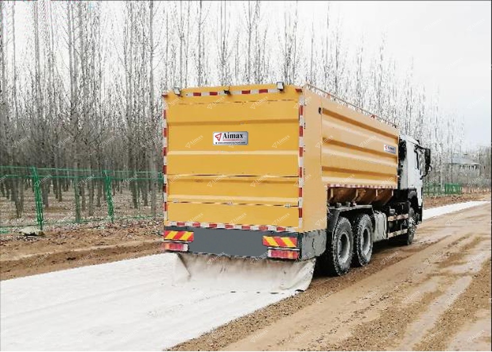 Cement distributor