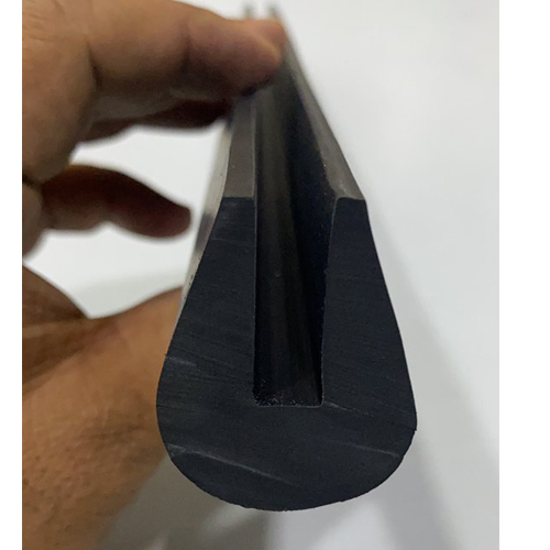 Stone Crusher Beading - Natural Rubber, 10mm Thickness, Black | Adhesive, Anti-cut, Lightweight, High Resistance, Water Repellent