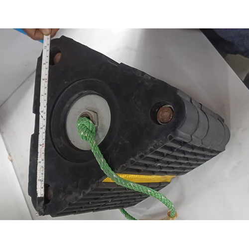 Wheel Chock - Natural Rubber, 7x7x10 Inches, Black Color - Durable, High Strength, Non-breakable For Industrial Use