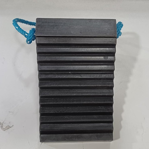 Wheel Chock - Natural Rubber, 7x7x10 Inches, Black Color - Durable, High Strength, Non-breakable For Industrial Use