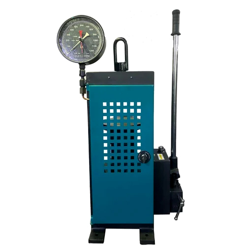 Hand Operated Compression Testing Machine - Accuracy: High  %