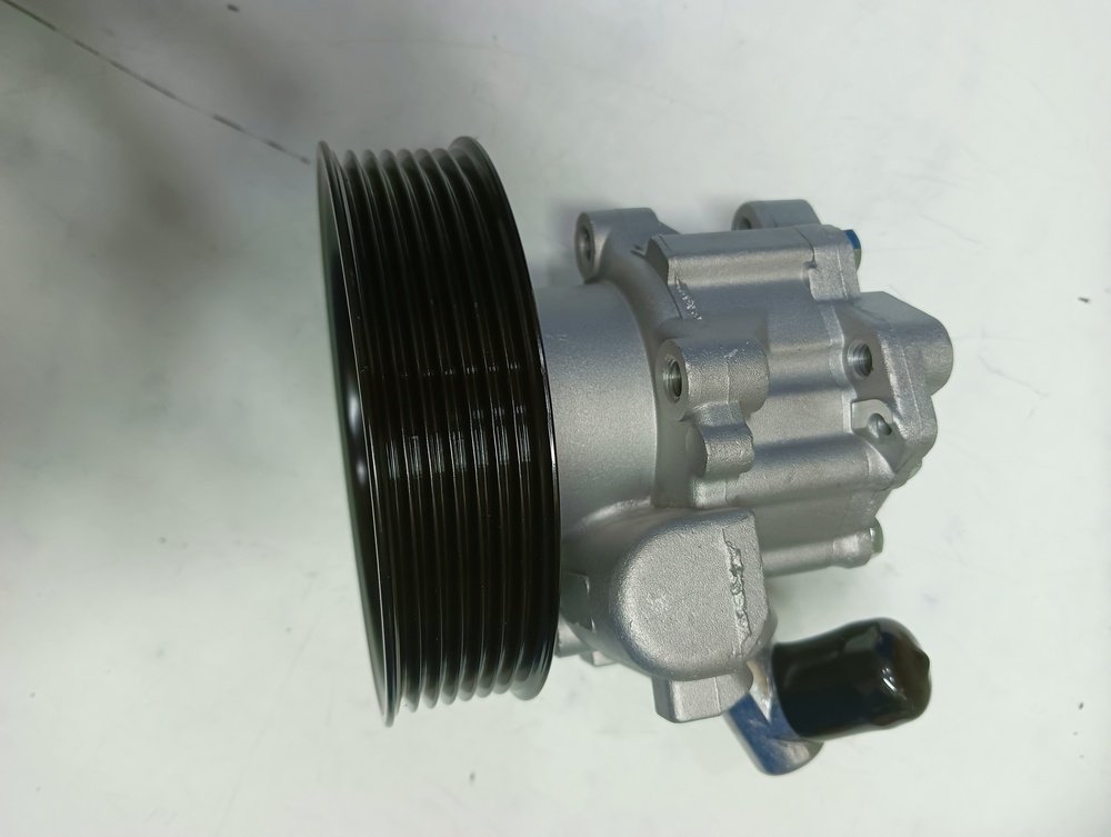 Mercedes Ml350 Power Steering Pump - Silver, 2x2x2 Ft, Long Working Life | Durable Pump For Mercedes, Bmw, Audi, And Volvo Car Models