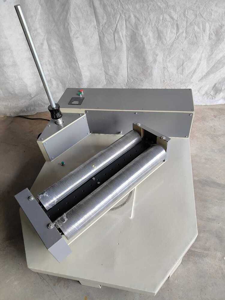 Roll To Stretch Wrapping Machine - Heavy Duty Ms Plate Structure, 700mm Roll Width, 400mm Roll Dia, 80 Kg Capacity, 1 Hp Ac Motor, Three Phase