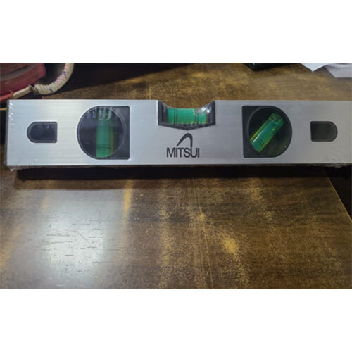 Mitsui Spirit Level - Color: Silver