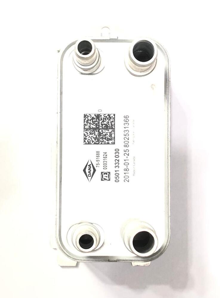 Oil Cooler Bmw E90 - Color: Silver