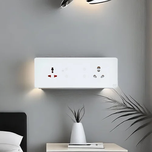 4 Touch 2 Socket - Color: White
