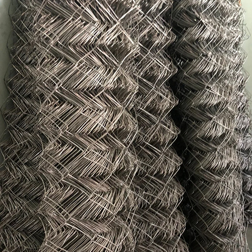 2 X 2Mm 6 Feet Chain Link Mesh - Color: Silver