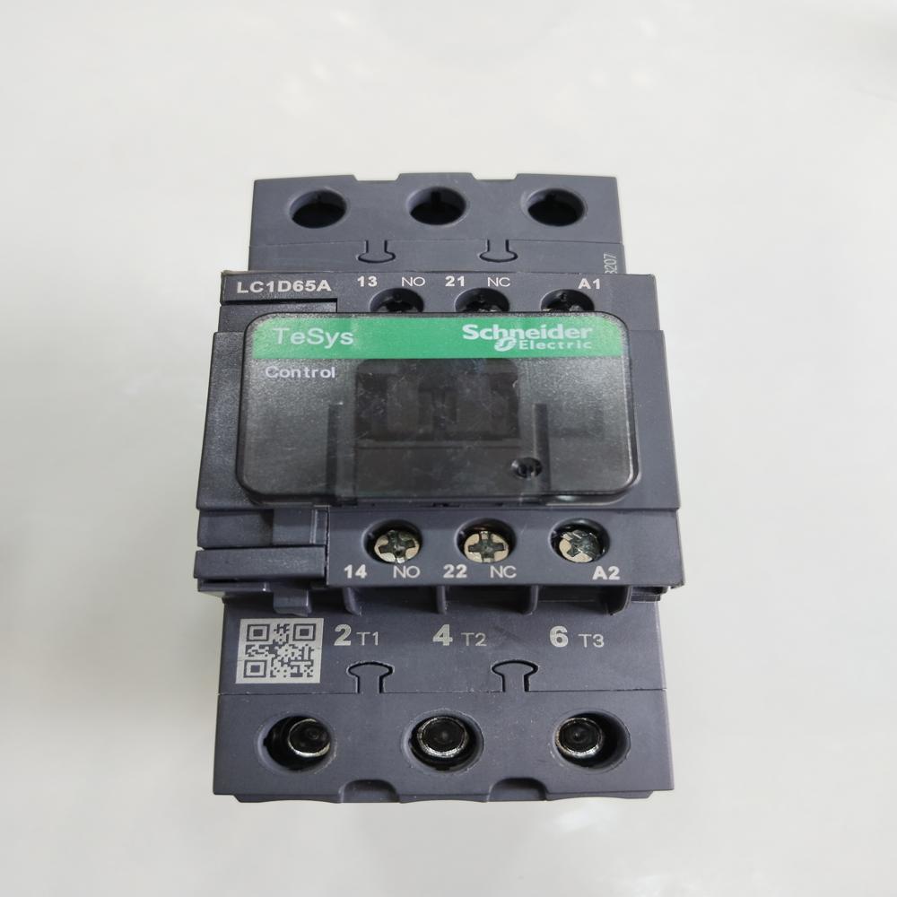 Lc1d65a Power Contactor - Color: Black