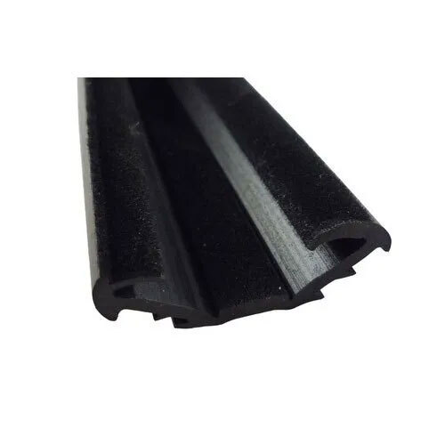 Synthetic Rubber Extruded Profile - Durable Rubber Material, Various Sizes Available, Sleek Black Color, Flexible Design for Industrial Applications