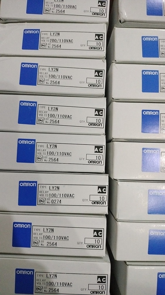 OMRON RELAY 100/110VAC, LY2N
