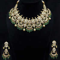 Uncut Polki Diamond Gold Necklace Set