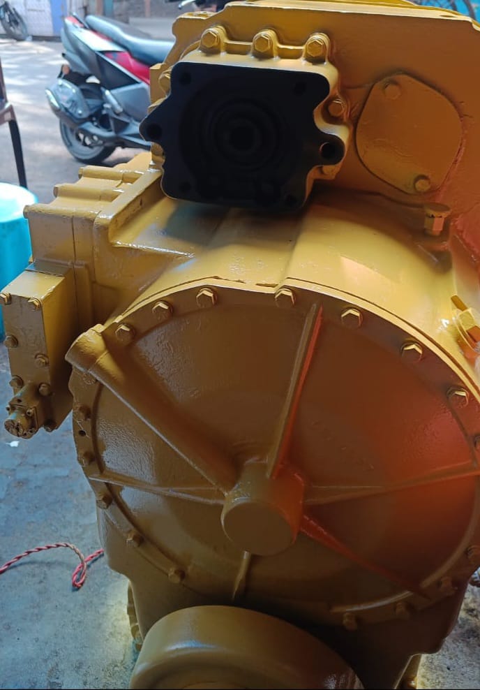 l&t 9020 transmission assembly