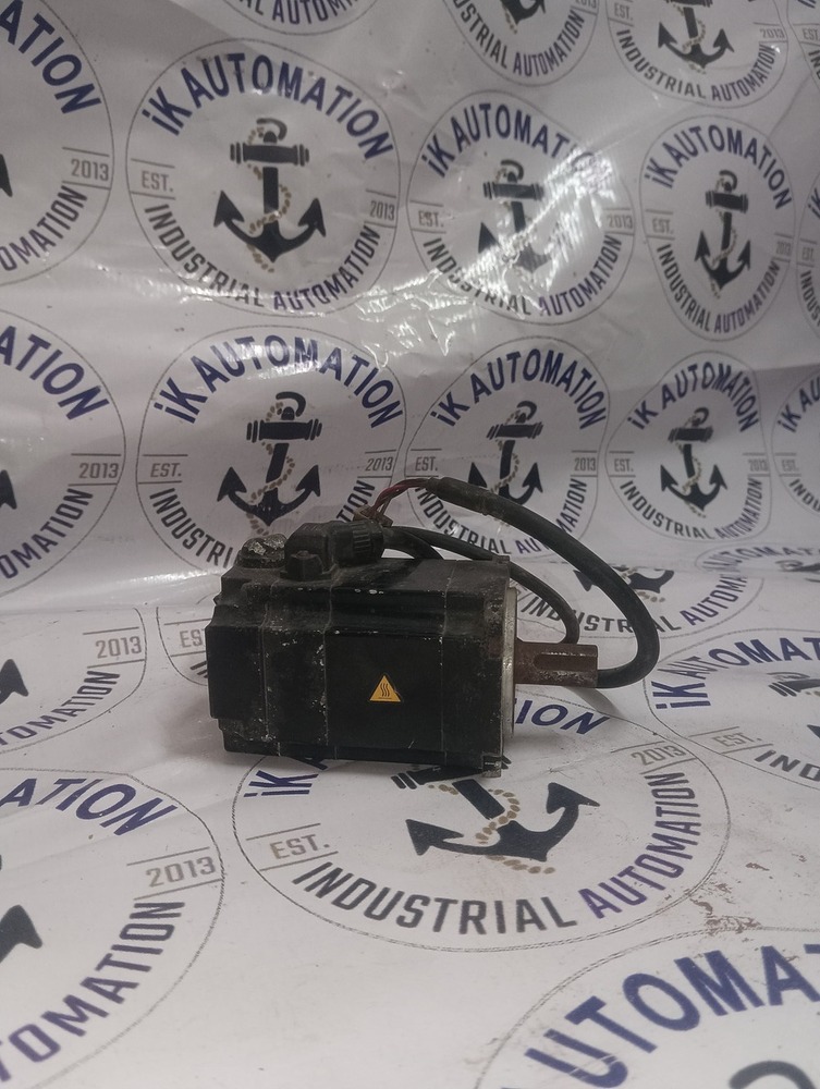 YASKAWA SGM7J-04AFC6S