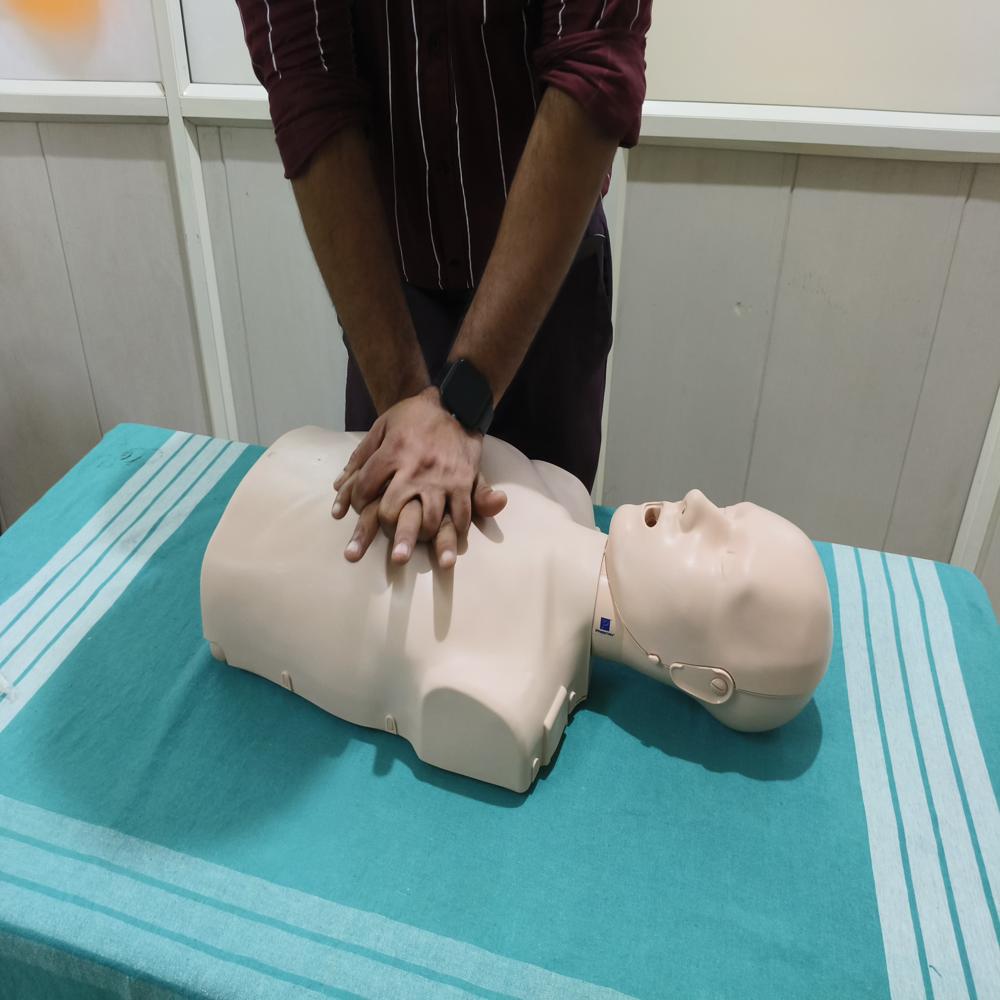 Natural Prestan Adult Cpr Training Manikin With Cpr Monitor