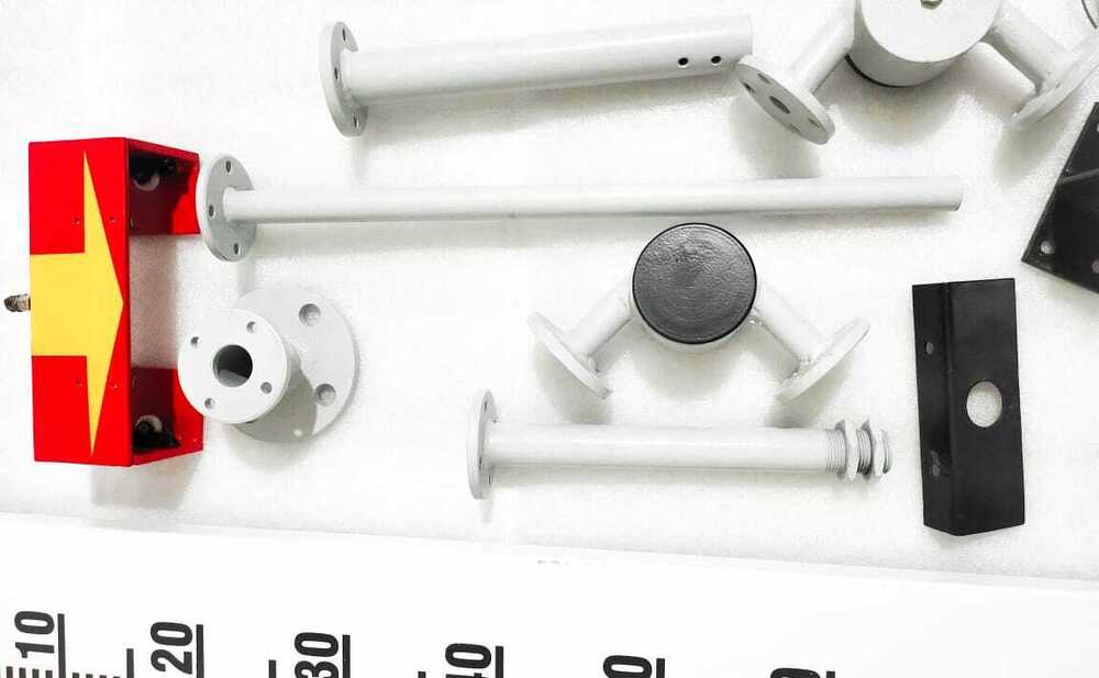 Float And Board Level Indicator - Stainless Steel Ss304/ss316 Float With 12" Size | Up To 150â°c Operating Temperature, 500-30000mm Measuring Range, Enhanced Liquid Level Measurement Solution