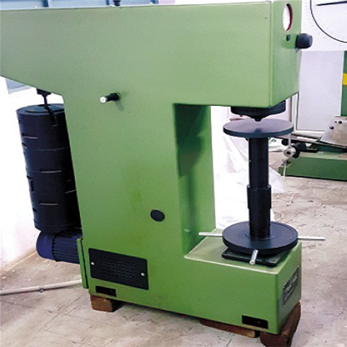 Hardness Tester Machine - Material: Stainless Steel