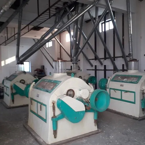 1000 Rpm Wheat Flour Mill Plant - Capacity: 4-7 T/Hr