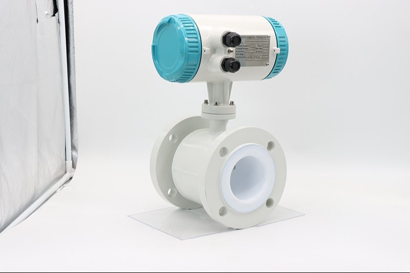 Full Bore Type Electromagnetic Flowmeter - Color: Blue