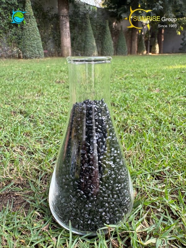 Black Roto Recycled Granules