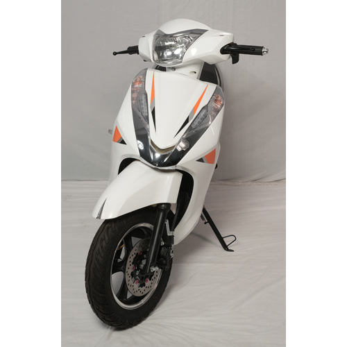 Liberty Plus Electric Scooty - Battery Life: 3 Years