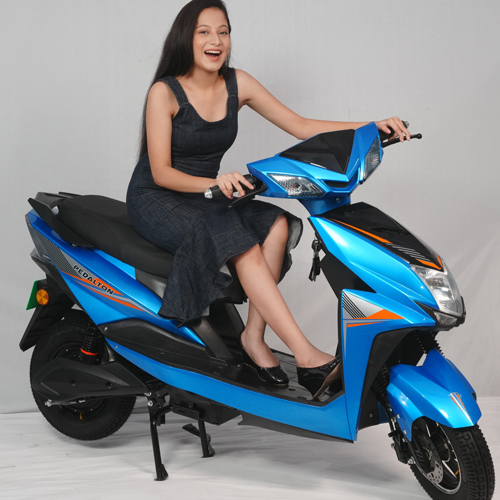 Escout Electric Scooty - Battery Life: 3 Years