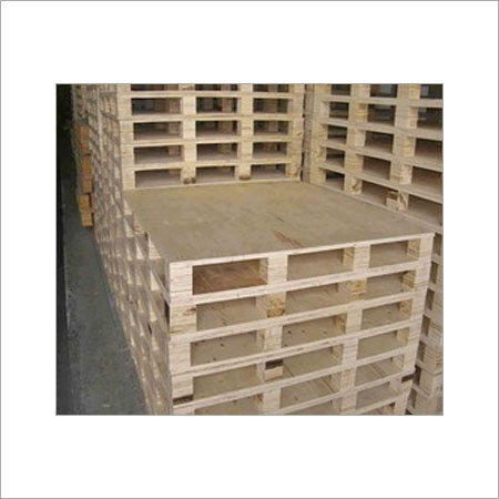 1200 मिमी x 1200 मिमी पैलेट जिसमें प्लाइवुड टॉप है