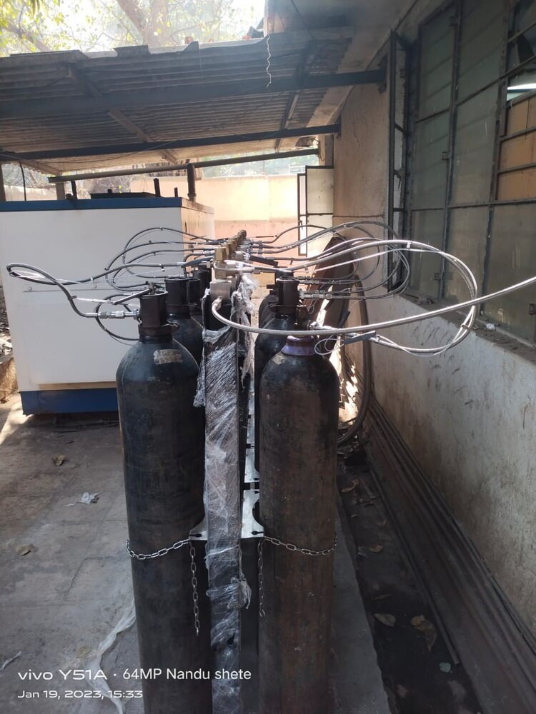 Customised Gas Cylinder Manifold - Material: Stainless Steel