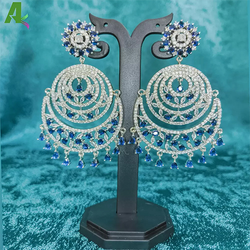 Urr1621 Designer Earrings - Color: White