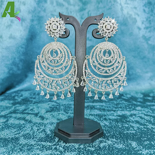 URR1623 Designer Earrings