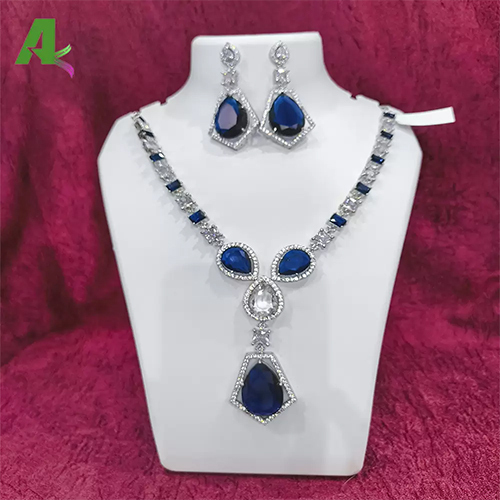 Rhodium-Plated American Diamond-Studded Necklace And Earrings Set - Color: Silver