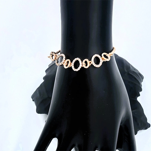 Eternal Elegance Bracelet - Feature: Fashion