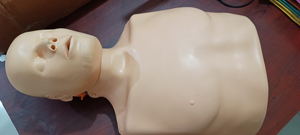 Advanced Practi Man Cpr Training Manikin - Pvc, Lightweight Design, Ivory Color | Realistic Chest Feedback, Dual-function For Adult & Child Cpr, Portable With Carry Bag & Mat