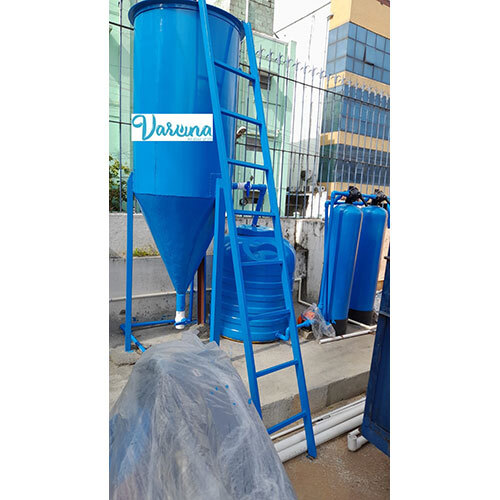 Effluent treatment treatment plant for vehicle wash